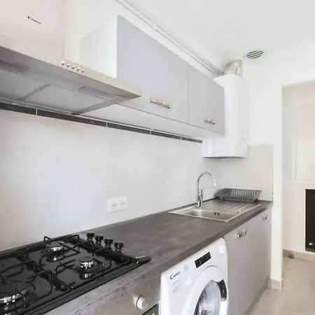 公寓 Spacious 2 Bedrooms / 6 Pax. Center Newly Refurbished